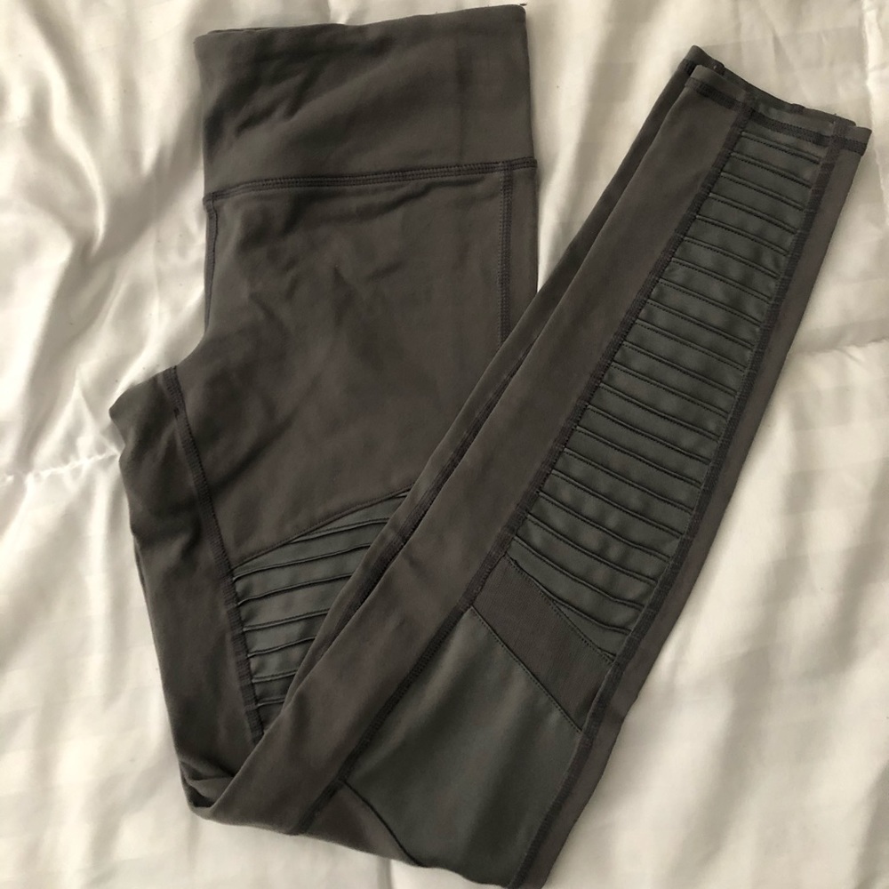 Alo pants
